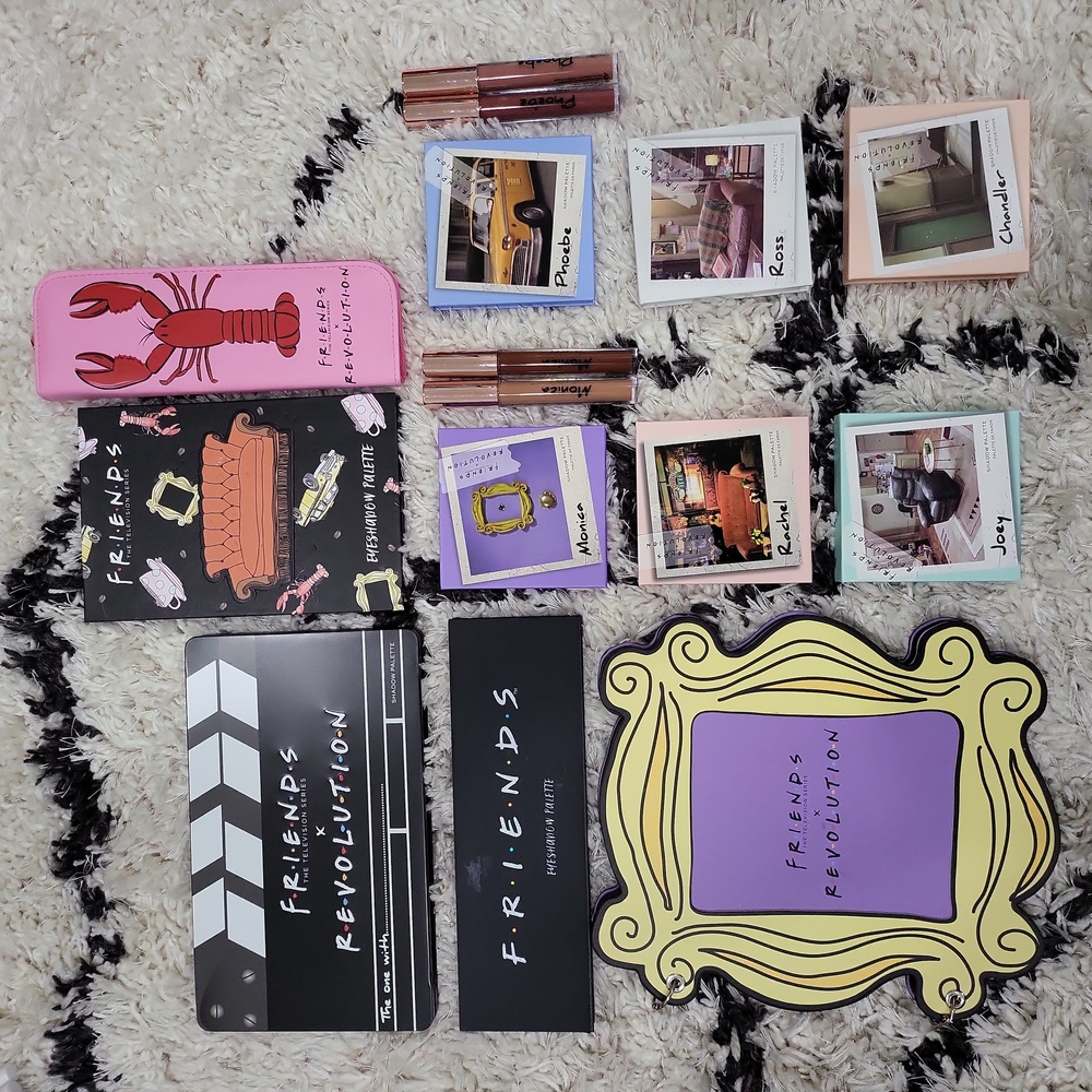 friends themed makeup set
